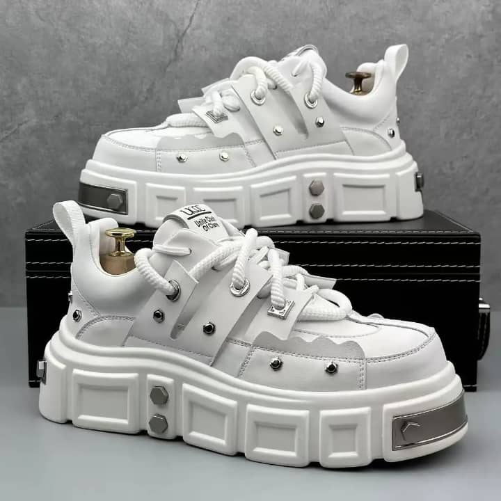 Biggie Sneakers